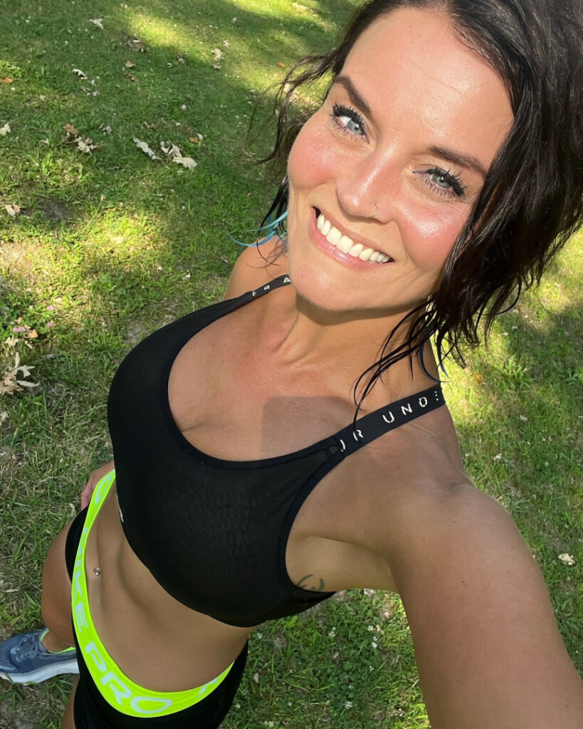 Instagram – Julie Felton – Nude Leaks