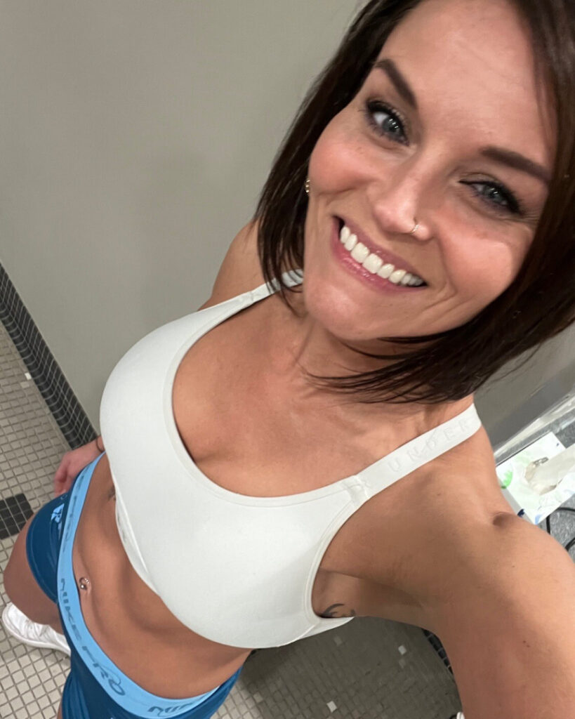 Instagram – Julie Felton – Nude Leaks