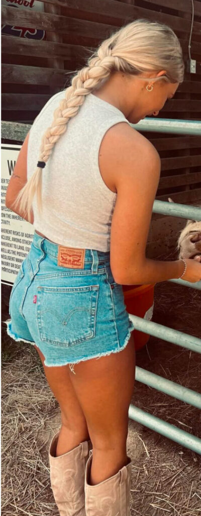 TikTok – Instagram – Kamryn Dockery / kamdockery – Nude Leaks