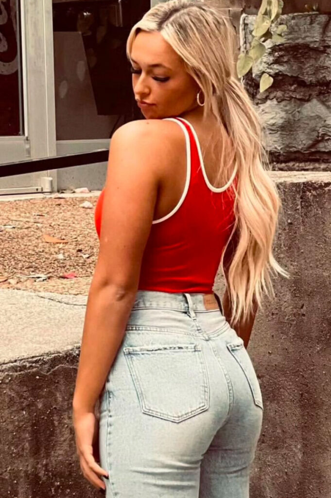 TikTok – Instagram – Kamryn Dockery / kamdockery – Nude Leaks