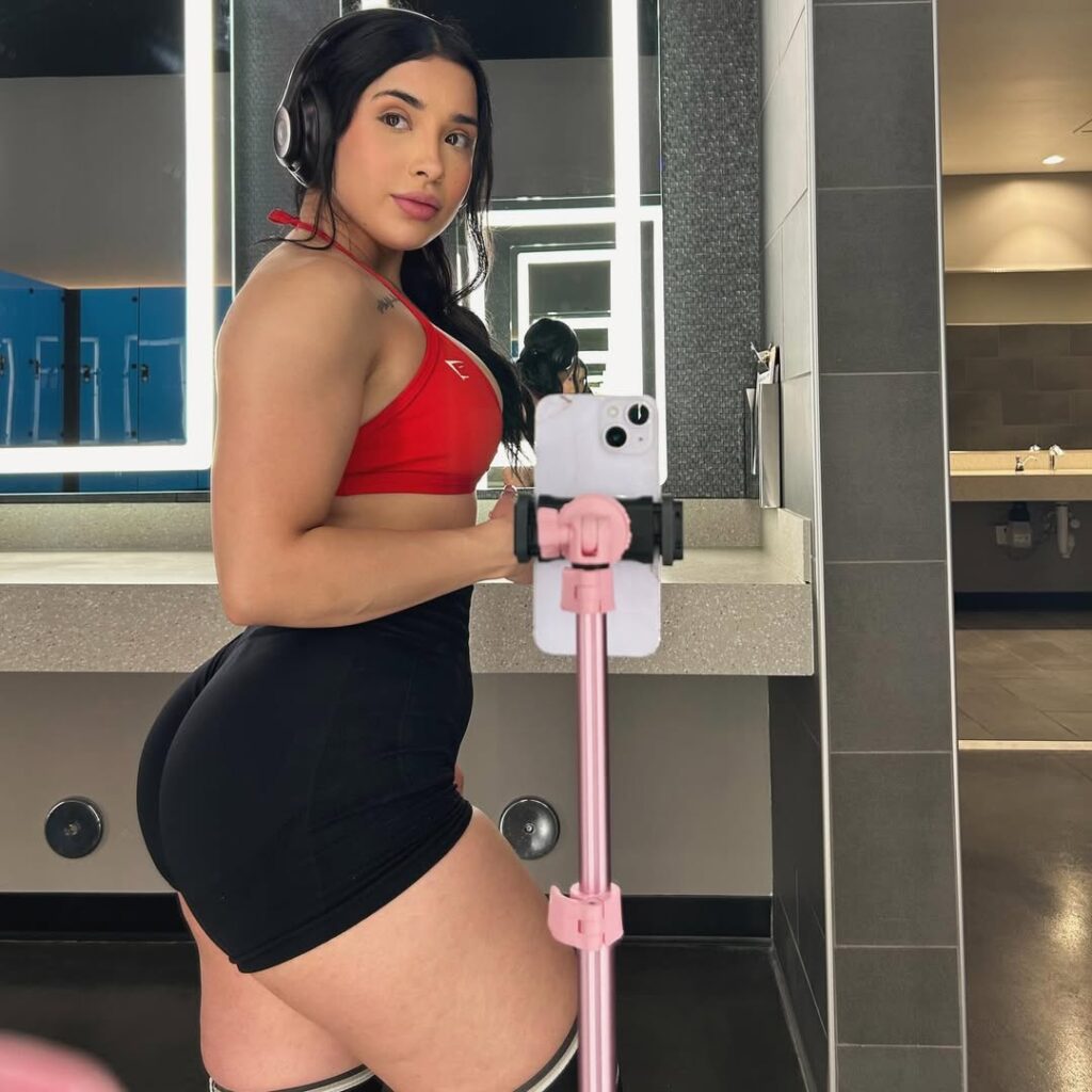 TikTok – Instagram – Karen Cantu – _karencantu – Nude Leaks