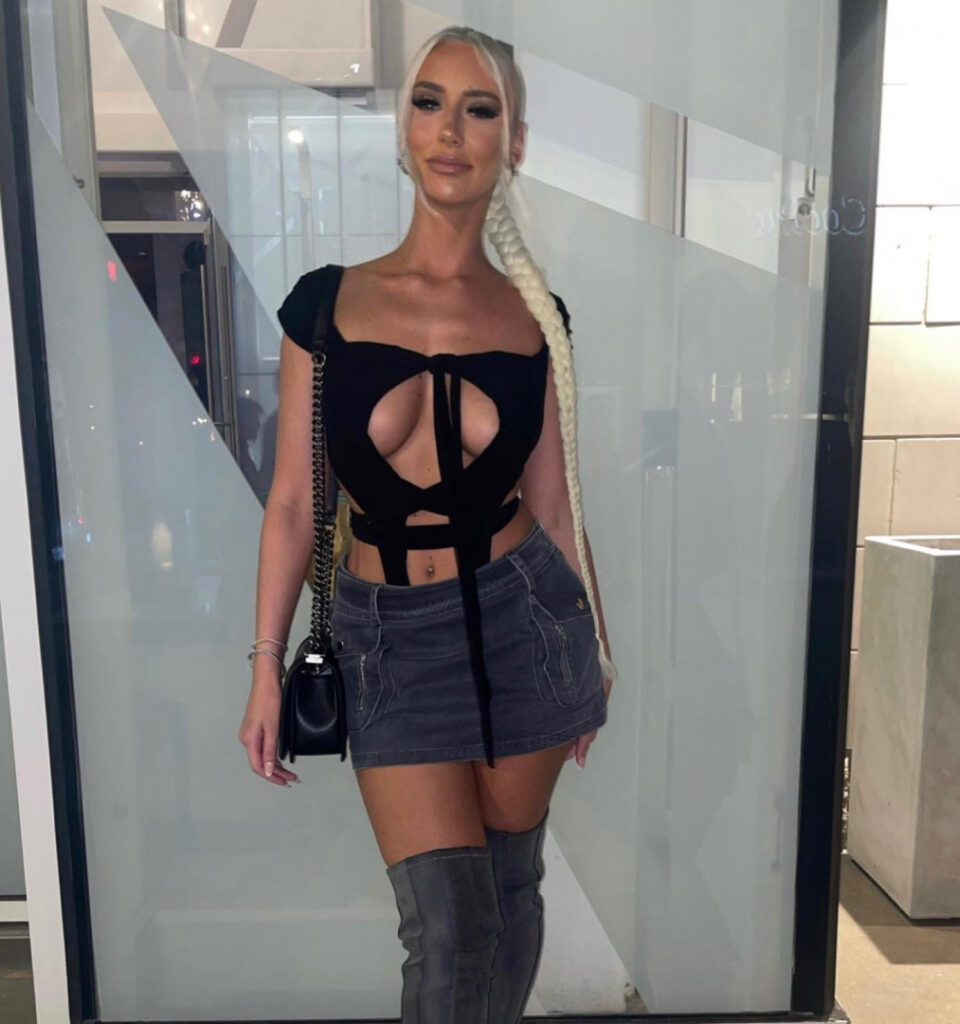 Instagram – Karli Henneman / karli_henneman – Nude Leaks