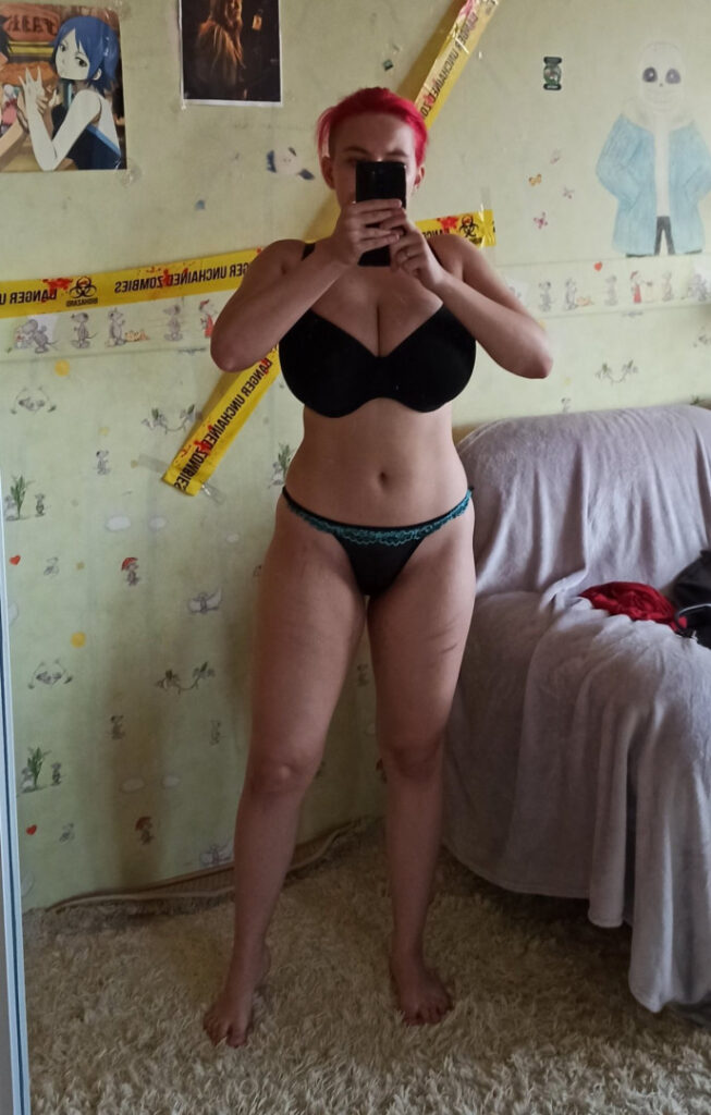 Instagram – Fansly – kawaii_hater – Nude