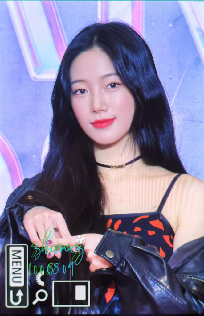 Celeb – Asian – Kazuha Nakamura 中村 一葉  LESSERAFIM – Nude Leaks