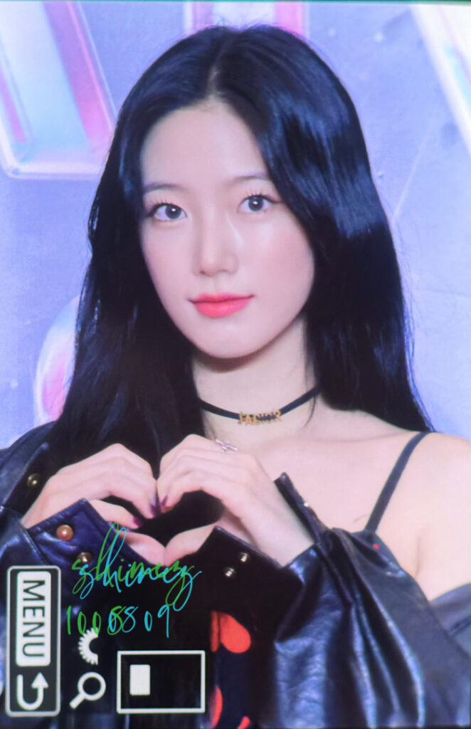 Celeb – Asian – Kazuha Nakamura 中村 一葉  LESSERAFIM – Nude Leaks