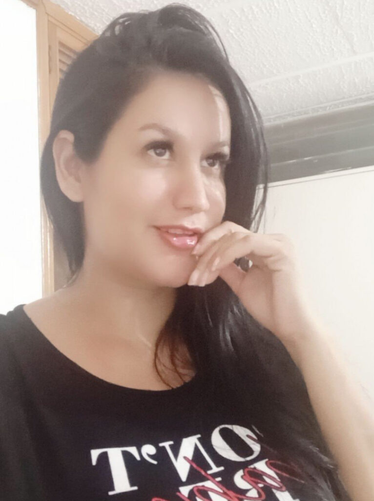 Cam Girls – MILF – Latina – Keilymadam – Nude Leaks