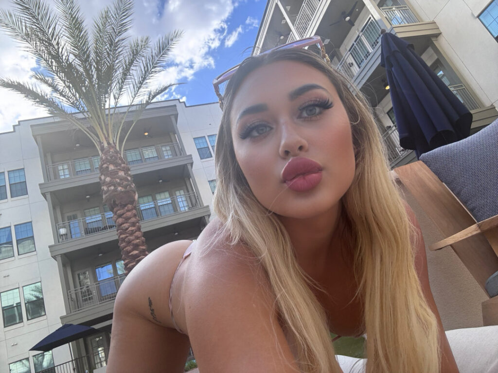 OnlyFans – TikTok – ⠀X⠀ – Kelsey Schiel / Fitbarbiekel / Kelsey Taylor / Kelbarbiefit – Nude Leaks