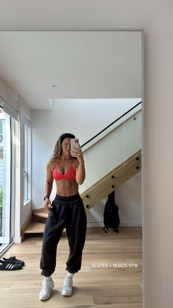 Youtube – TikTok – Instagram – Kelsie Faith Thomas – Nude Leaks