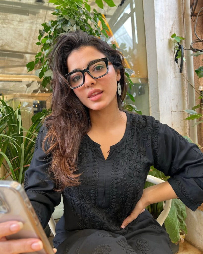 Celeb – Indian – T H I C C – Ketika Sharma – Nude Leaks