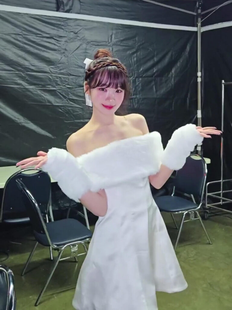 Celeb – Asian – Kim Chaewon 김채원 [Le Sserafim] – Nude Leaks