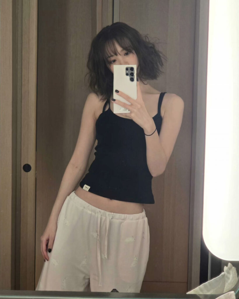 Celeb – Asian – Kim Chaewon 김채원 [Le Sserafim] – Nude Leaks