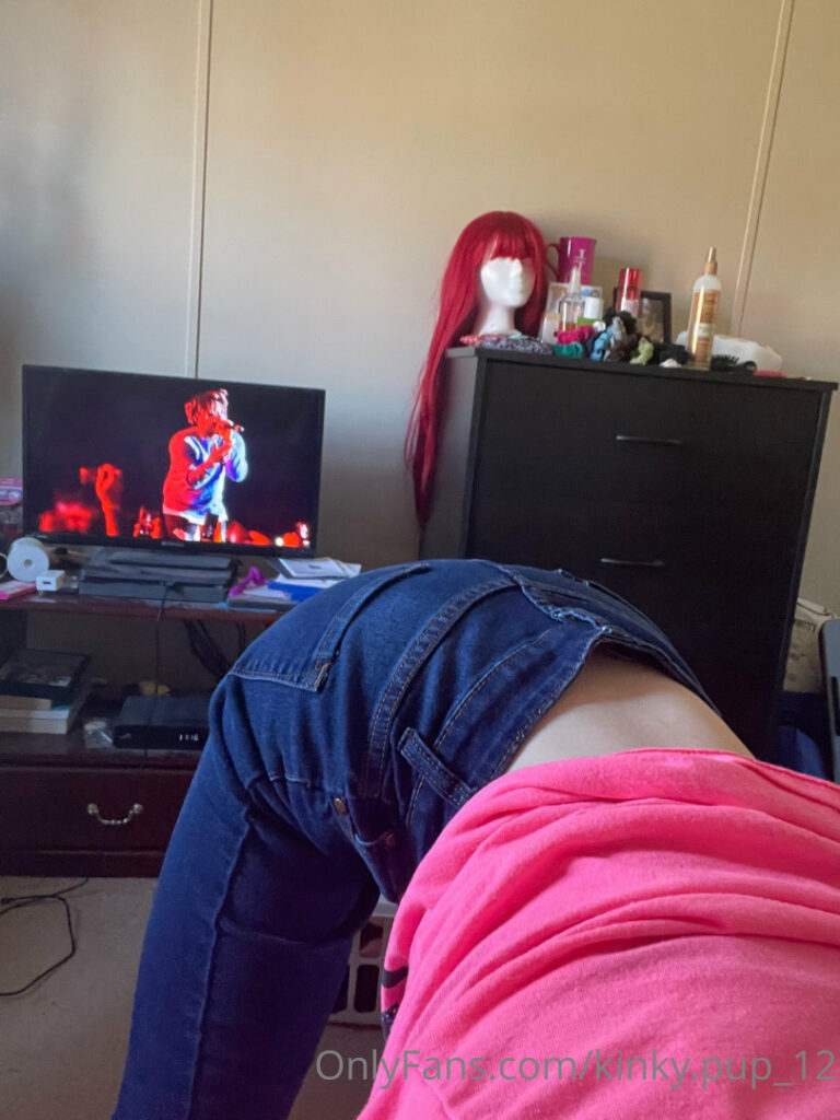 Kinky.pup_12 – Nude Leaks