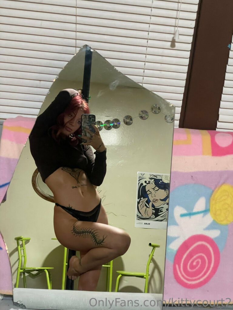 OnlyFans – Reddit – Kittycourty – kittycourtt – Court – Nude Leaks