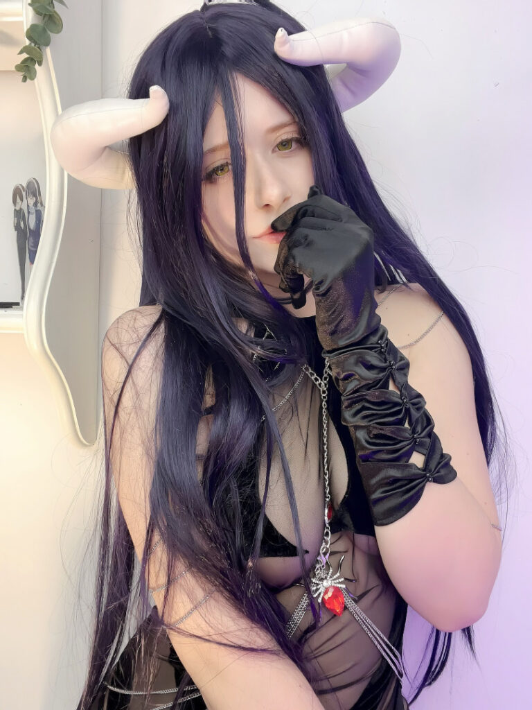Instagram – Ko-fi – kitycoss / kityshouko / kitycosplay – Nude