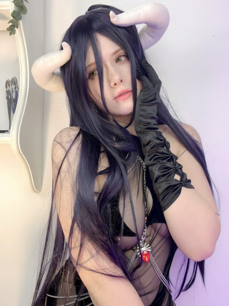 Instagram – Ko-fi – kitycoss / kityshouko / kitycosplay – Nude