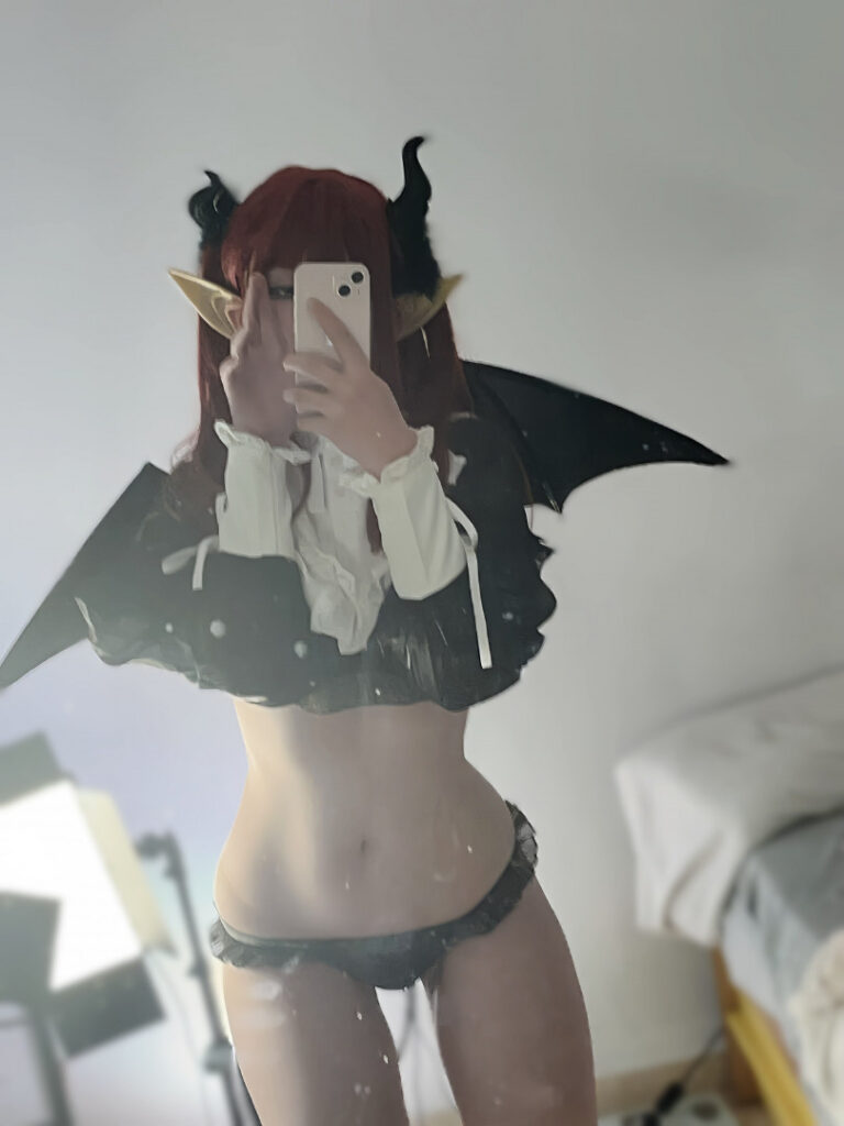 Instagram – Ko-fi – kitycoss / kityshouko / kitycosplay – Nude