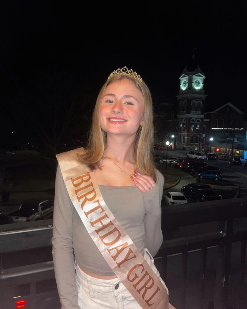 TikTok – Instagram – Petite – Kristen Rae kristennnrae – Nude