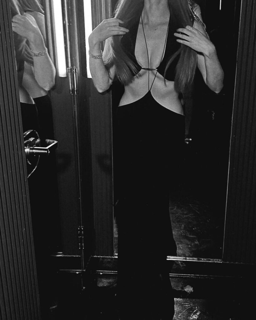 TikTok – Instagram – Larsen Thompson – Nude