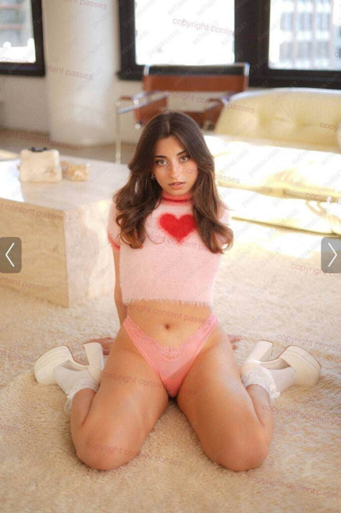 TikTok – Instagram – Lea Martinez / slayeas – Nude