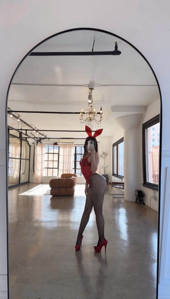 TikTok – Instagram – Lea Martinez / slayeas – Nude