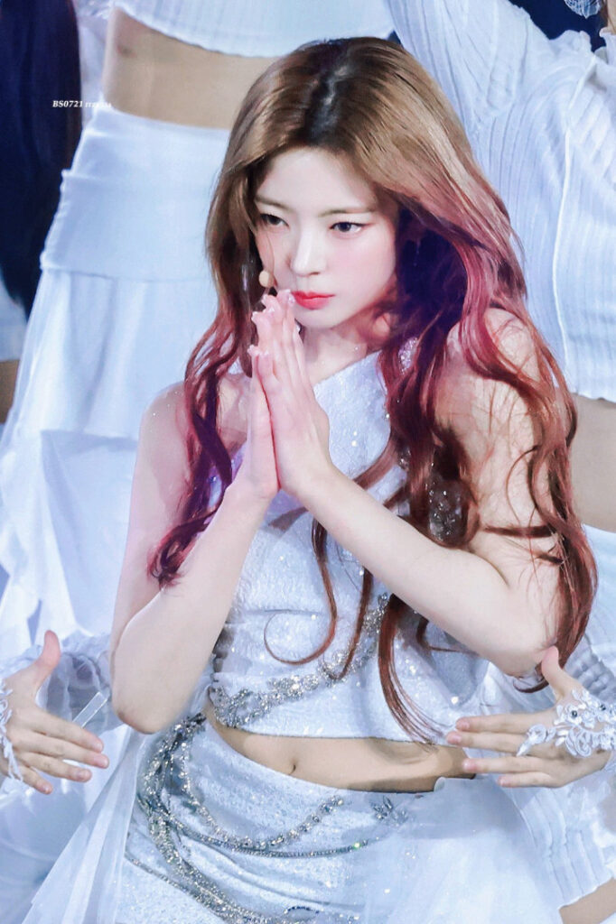 Celeb – Asian – Lia – ITZY (최지수, Choi Ji-su) – Nude Leaks