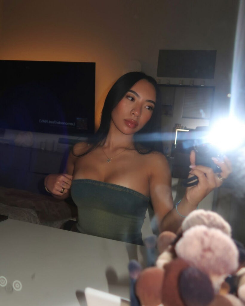 Twitch – Asian – lilkasian / haleyy.nguyen – Nude Leaks