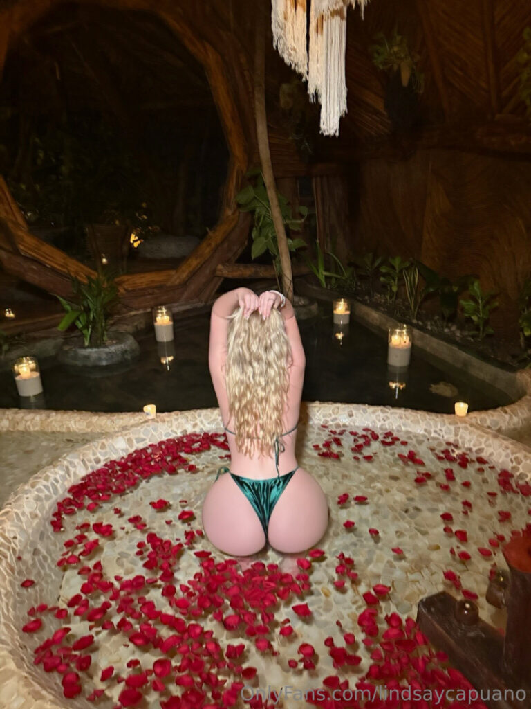 OnlyFans – Instagram – T H I C C – Lindsay Capuano – Nude