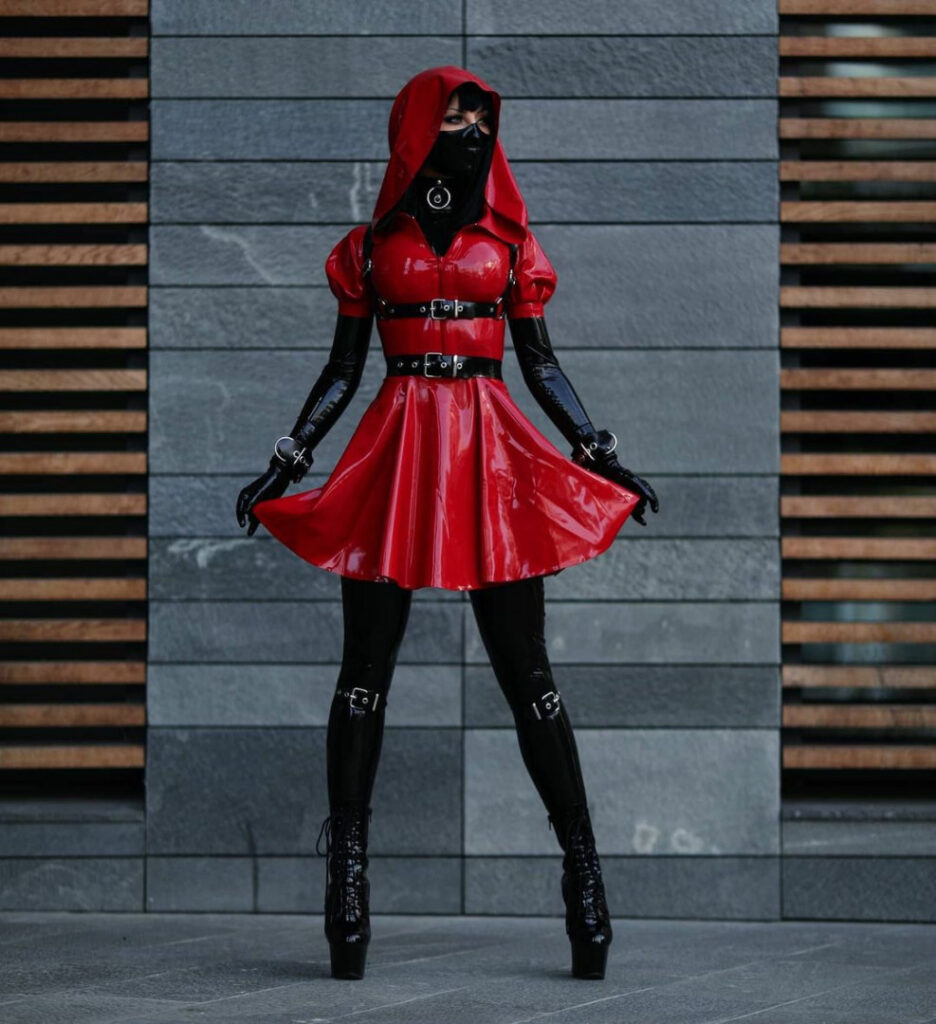 Instagram – lita.viara/latex.lita – Nude Leaks