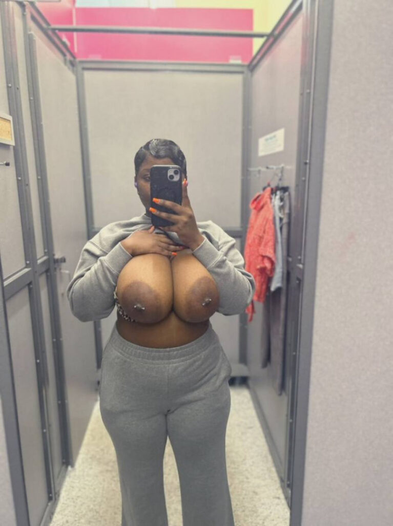 OnlyFans – Fansly – Ebony – lizziethestar  Lizzie – Nude Leaks