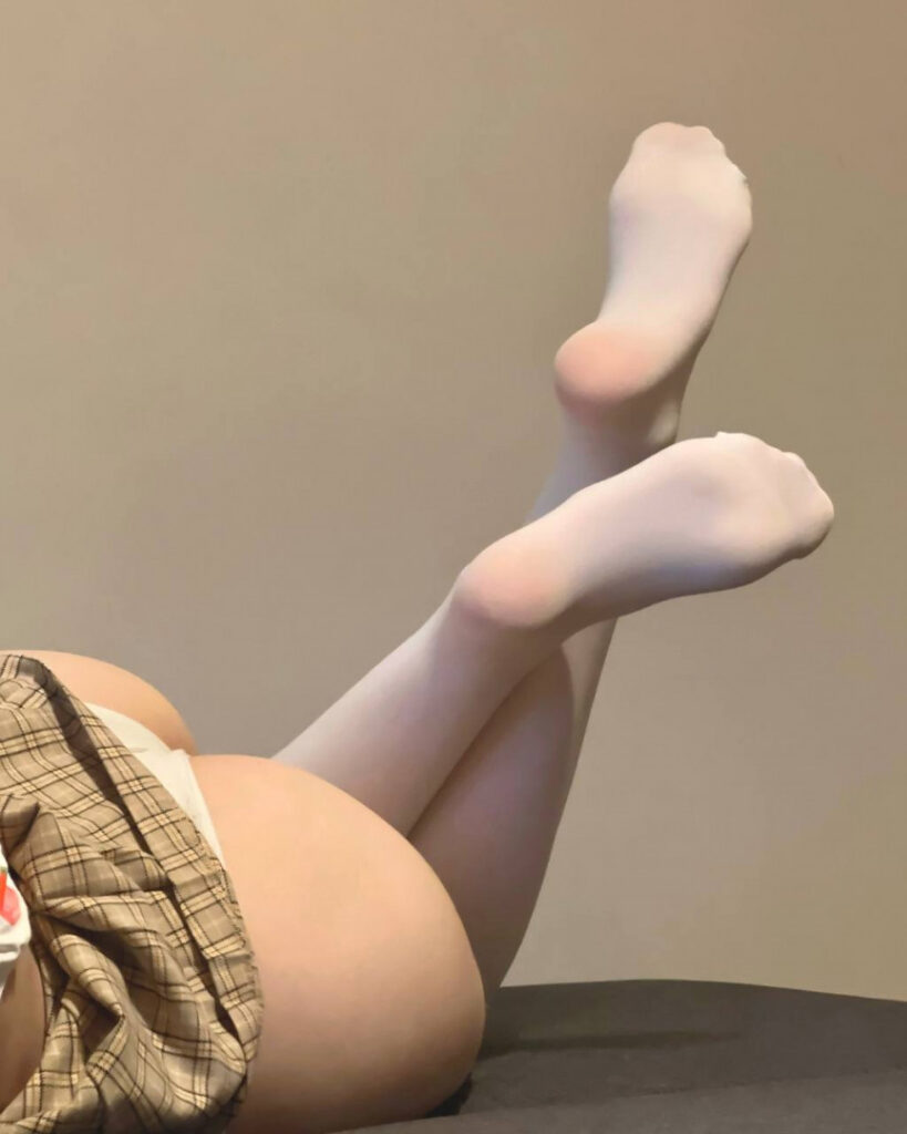 Fansly – Cosplay – Feet – Lolo4ka/sw_lolitochka/sw_lolo4ka – Nude