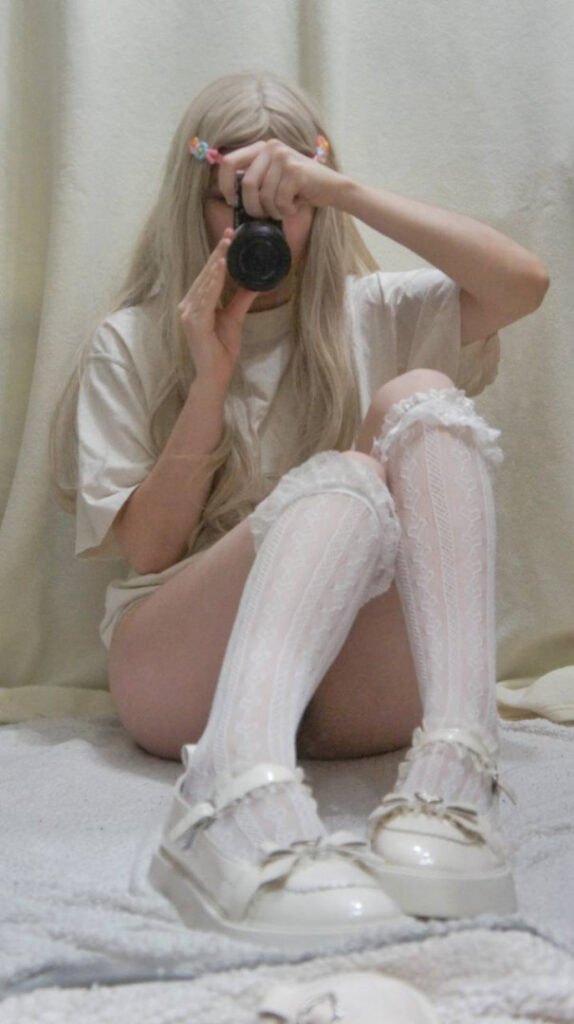 Fansly – Cosplay – Feet – Lolo4ka/sw_lolitochka/sw_lolo4ka – Nude