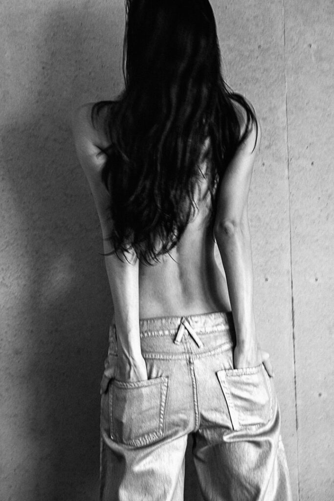 Instagram – Luna Piombanti – Nude