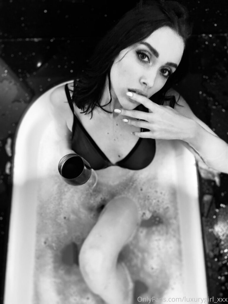 OnlyFans – LuxuryGirl – luxurygirl_xxx – Nude