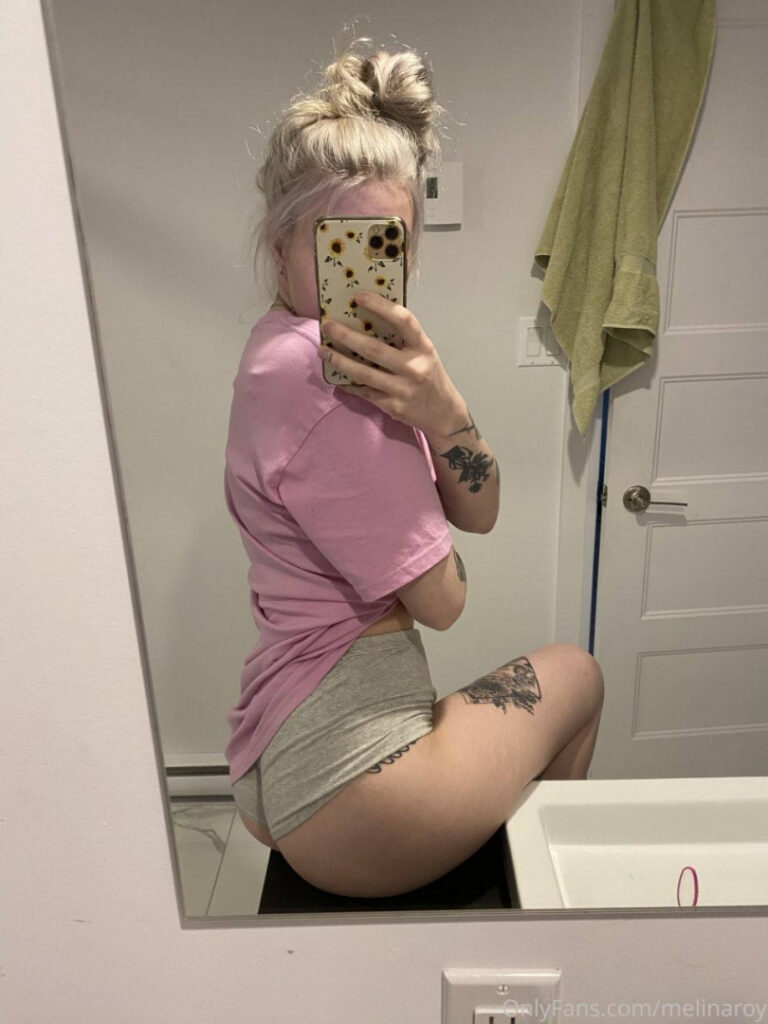 OnlyFans – Mélina Roy / melinaroy / melinaroyvip / princess69 – Nude