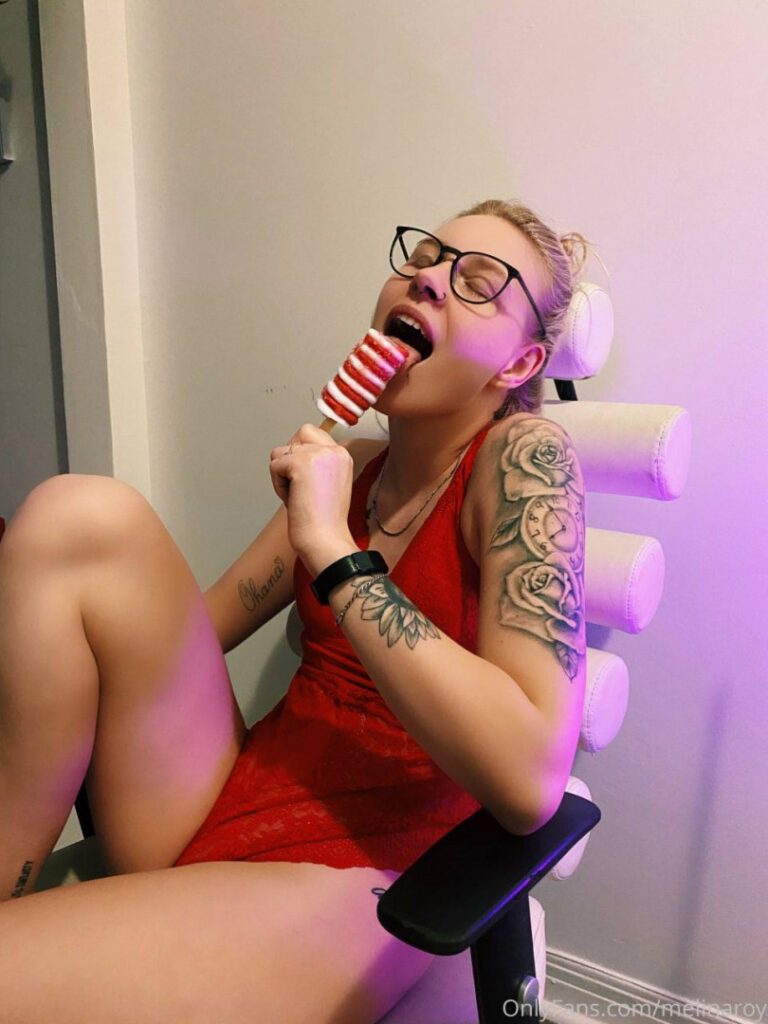 OnlyFans – Mélina Roy / melinaroy / melinaroyvip / princess69 – Nude