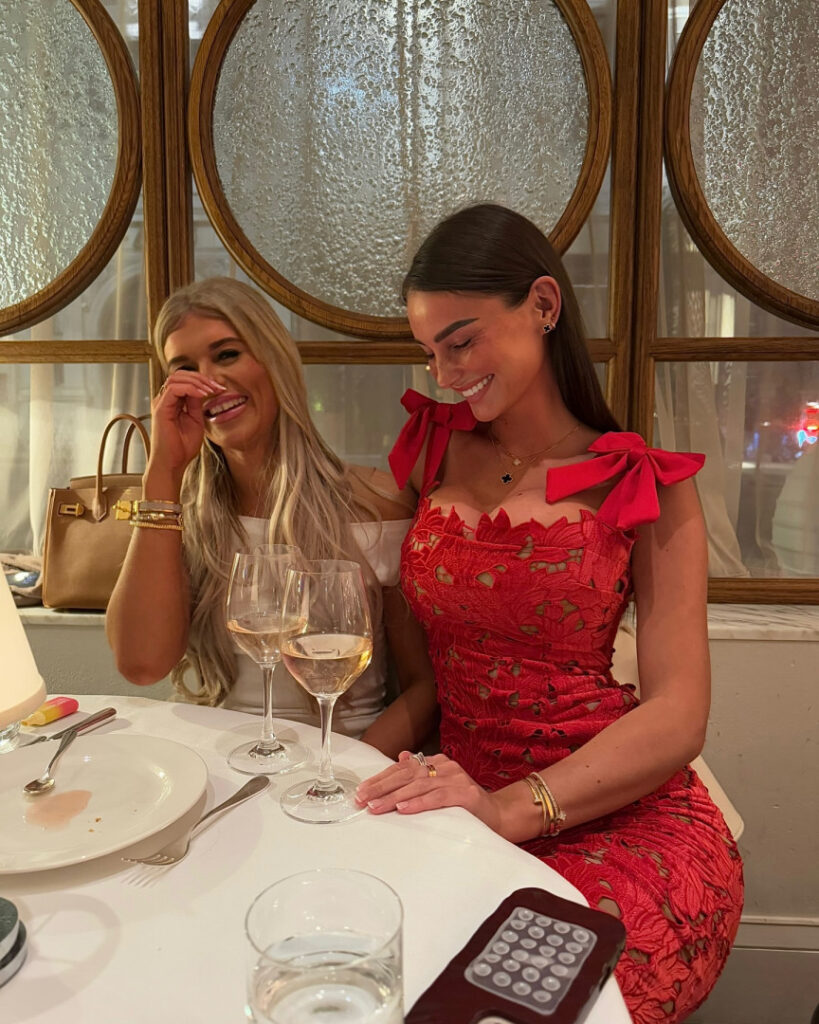 Instagram – Maddy Cheary / maddycheary – Nude