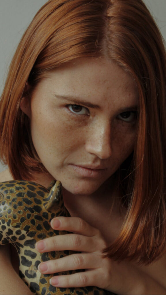 Brazil – Celeb – Mariah de Moraes / Mariah Rocha – Nude