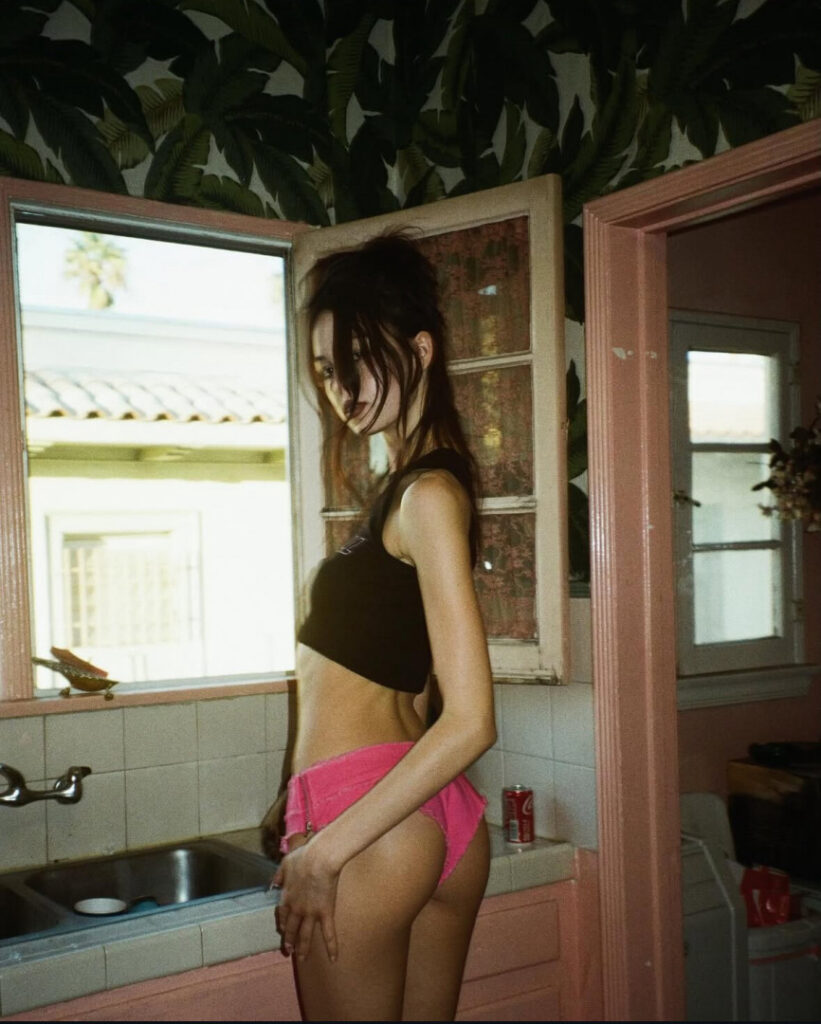 Instagram – Petite – Teen – Mazzy Joya / mazzyjoya / petalspliff – Nude Leaks