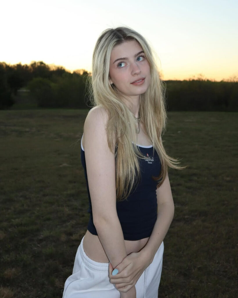 TikTok – mckennabull – Nude Leaks