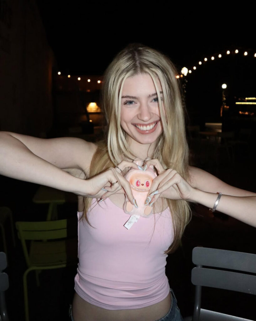 TikTok – mckennabull – Nude Leaks