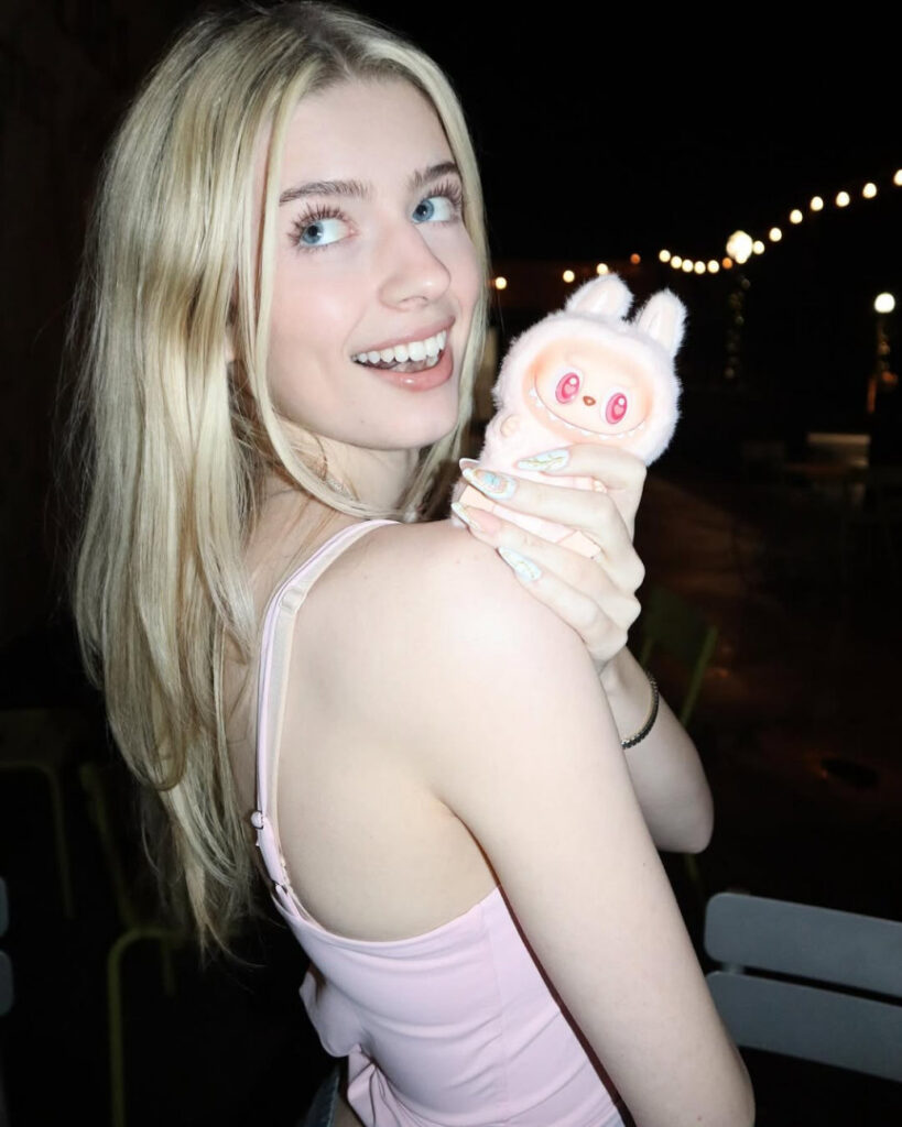 TikTok – mckennabull – Nude Leaks