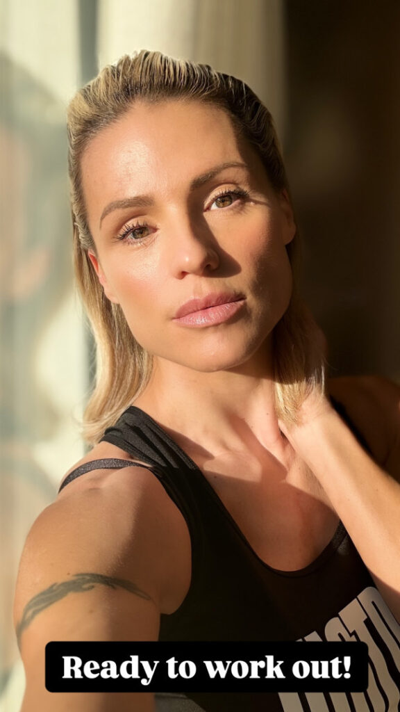 Instagram – Celeb – Michelle Hunziker – Nude