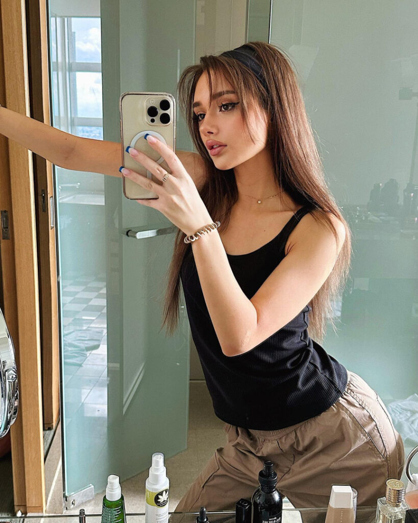 Twitch – Instagram – mildixs – Nude Leaks