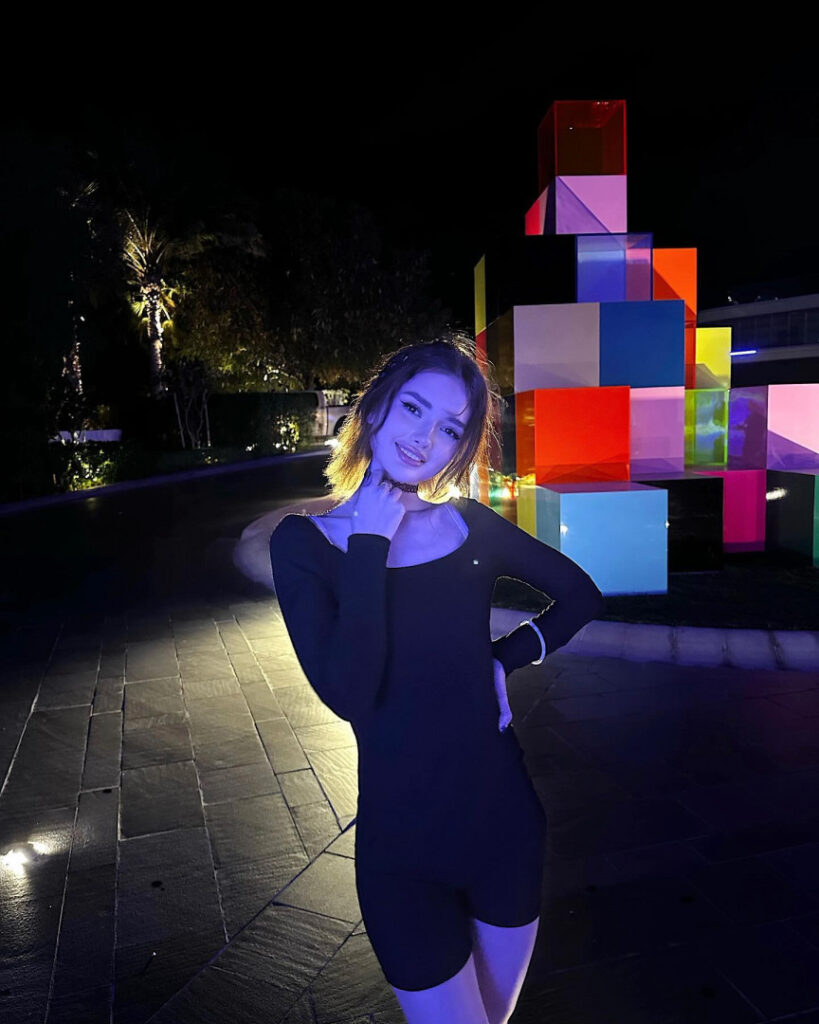 Twitch – Instagram – mildixs – Nude Leaks