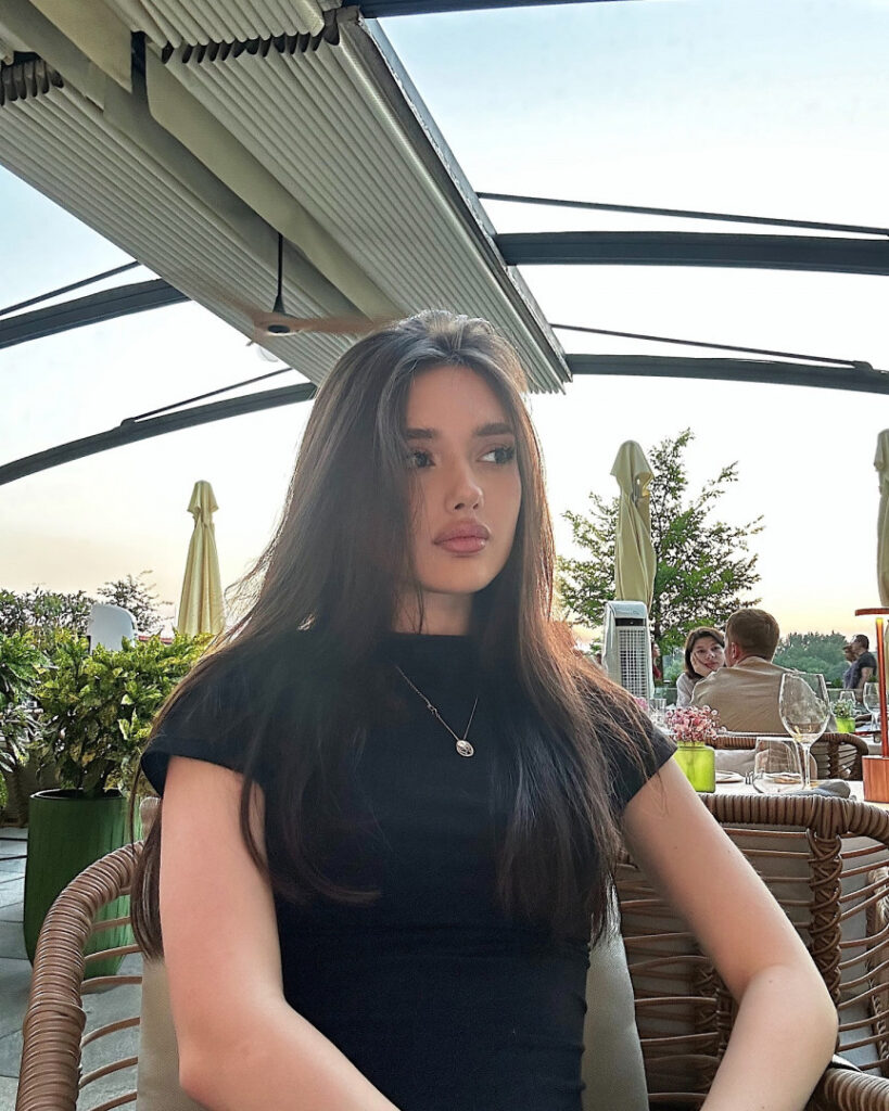 Twitch – Instagram – mildixs – Nude Leaks