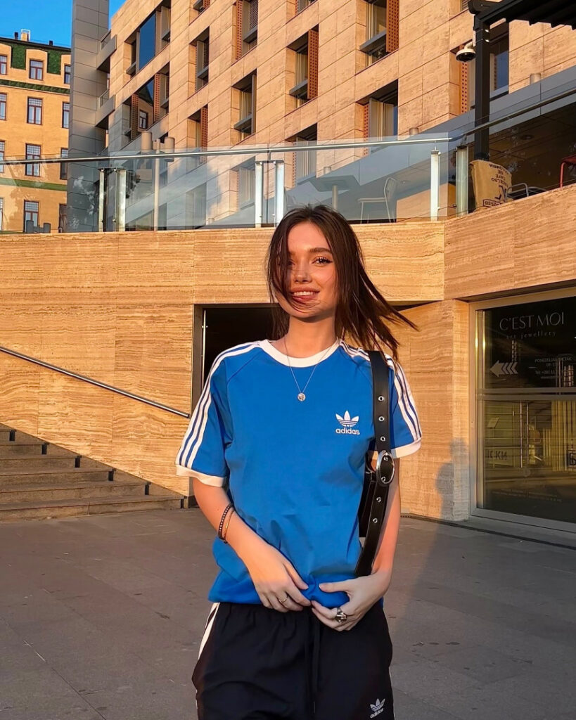 Twitch – Instagram – mildixs – Nude Leaks