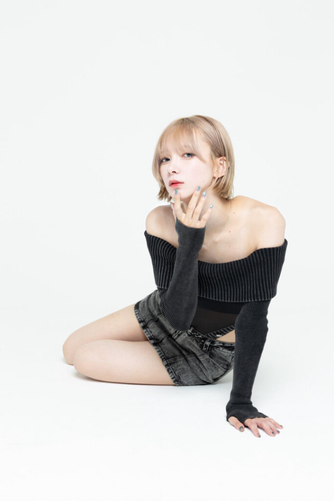 TikTok – Instagram – ⠀X⠀ – Japanese – mishirudo / レイラ – Nude Leaks