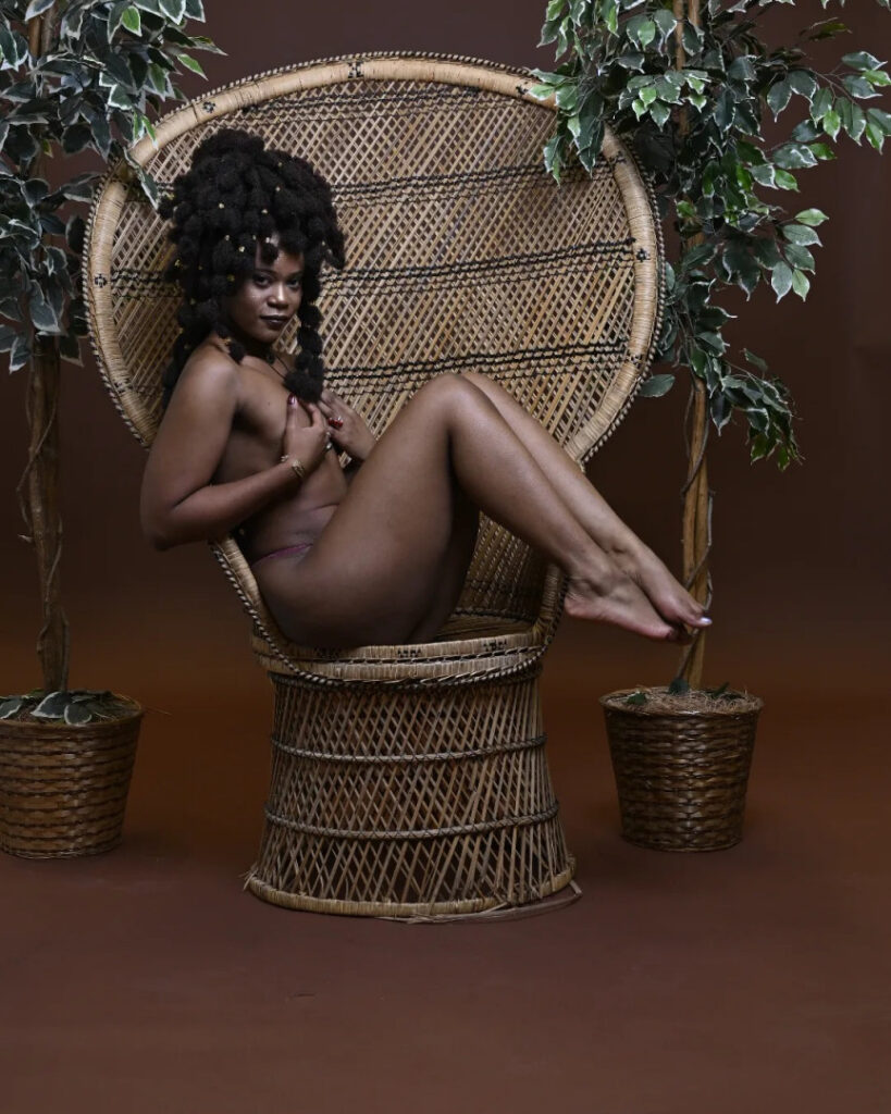 OnlyFans – ManyVids – Cam Girls – MistressJinx or Maxine Astarte Perdue – Nude Leaks