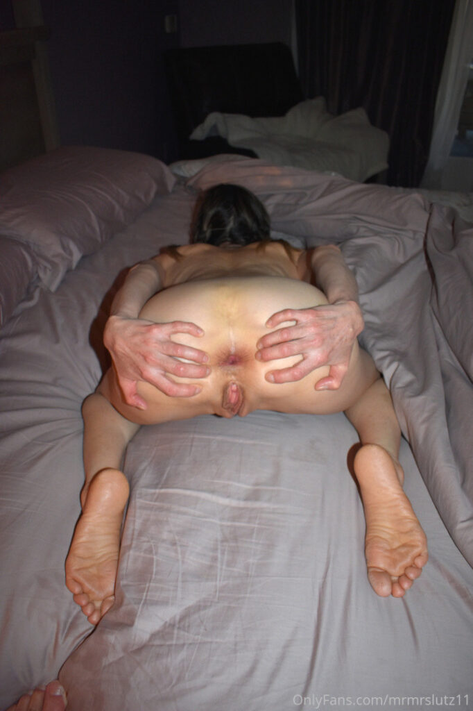 ManyVids – Hotwife – Queen of Spades – MrsLutz | Mrmrslutz11 – Nude