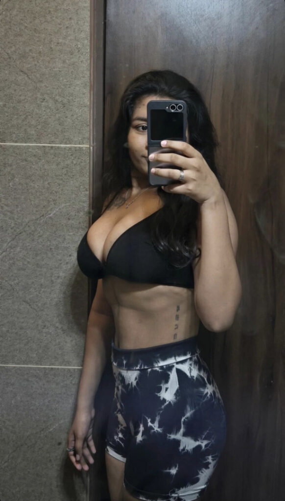 Instagram – Indian – T H I C C – Nandini_Chougule / Way2thickforyaa / – Nude